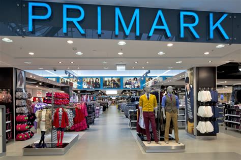 primark rende|Primark: 5 nuovi negozi nel 2024. Uno sarà al Centro。